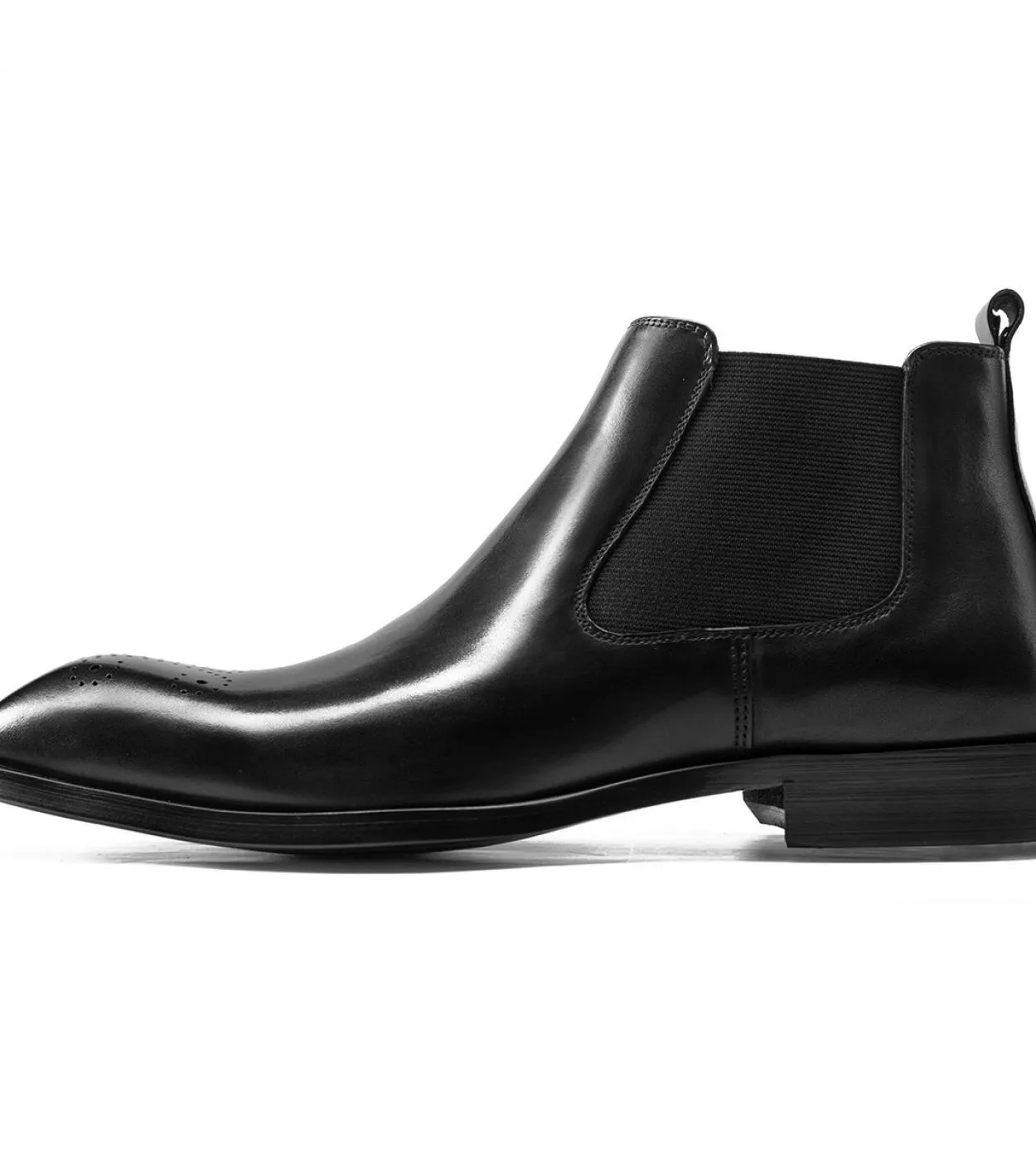 2022 Stivali da uomo autunnali Nuovo stile di lusso in vera pelle Slip On Classic British Trend Brand Ankle Chelsea Brogues Shoe