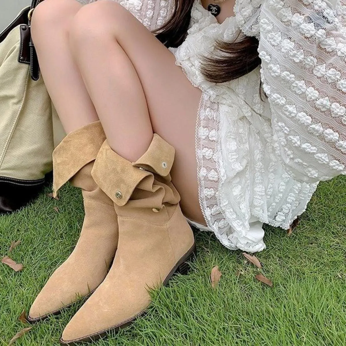 2023 inverno a metà polpaccio stivali da moto di marca di lusso scarpe da donna nuovi tacchi medi stivali Chelsea gladiatore pom