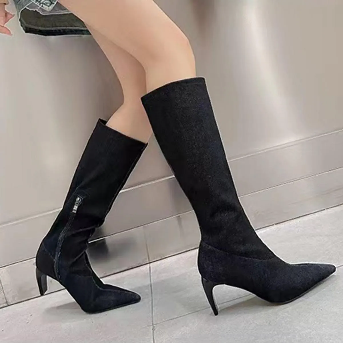 2023 Nuovo Marchio di Lusso Inverno Stivali Alti Al Ginocchio da Moto Donna Punta a Punta Tacco Medio Scarpe Stivali Chelsea Got
