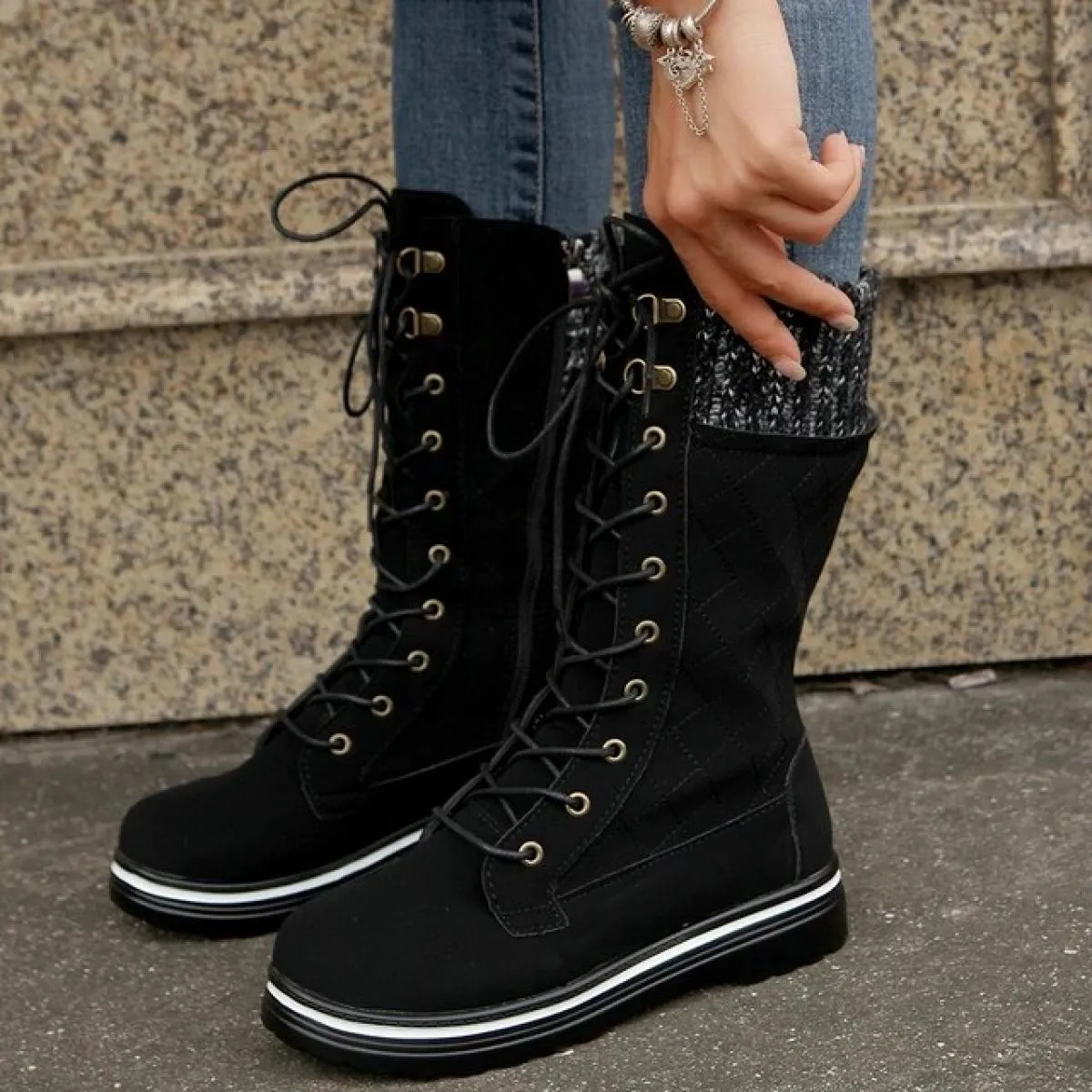 2024 inverno nuove scarpe da donna stivali con plateau in peluche a metà polpaccio nuovo designer stivali da neve caldi stivali