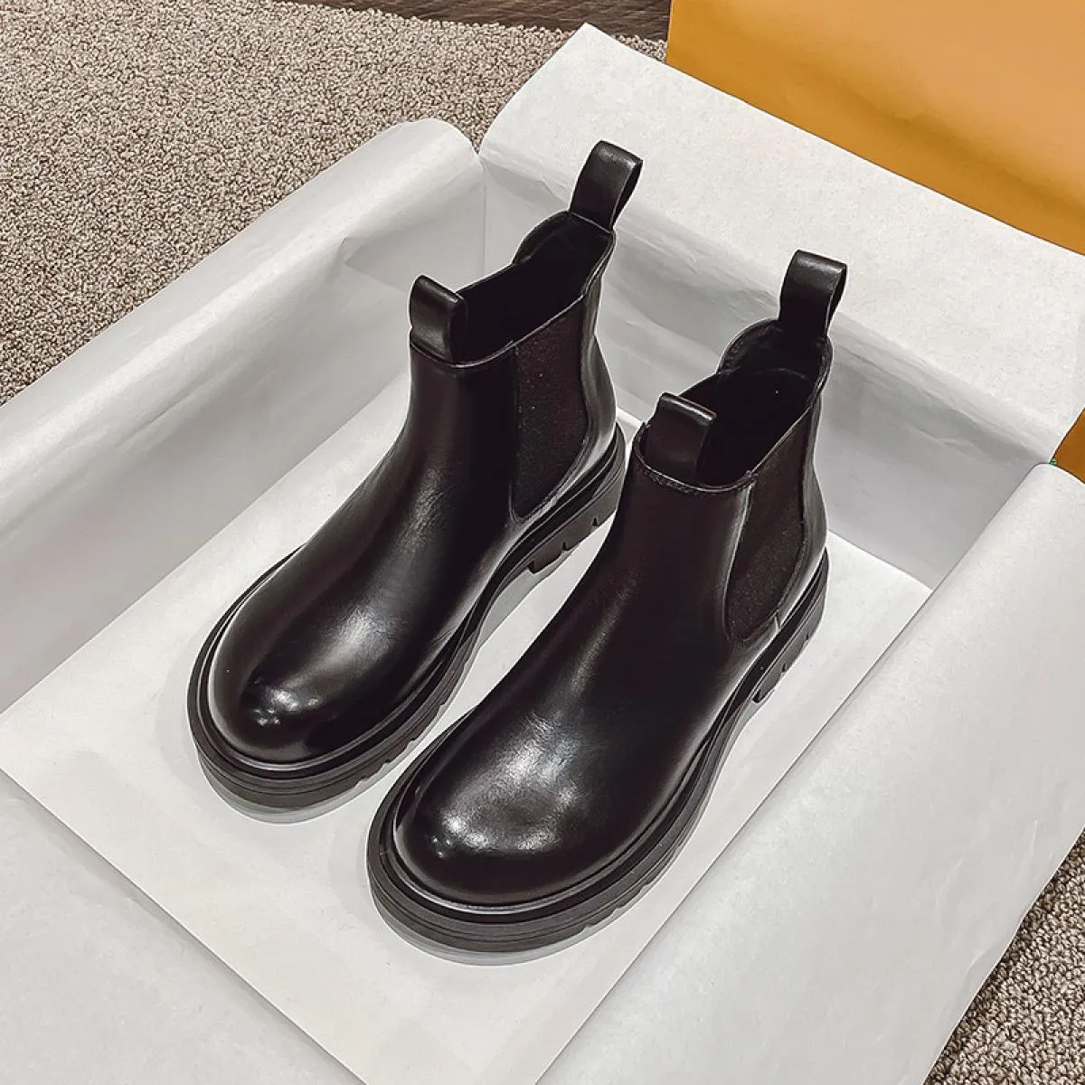 Abito da banchetto per feste di moda da donna di alta qualità Stivali Chelsea Autunno Inverno Scarpe con plateau Stivali in morb