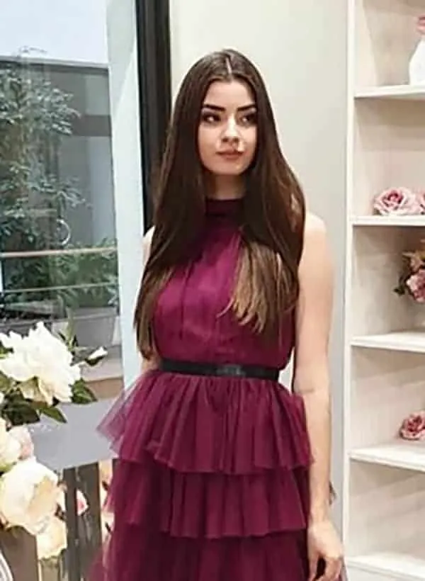 Abito elegante in tulle (posso esserci variazioni di sfumatura del colore!)
