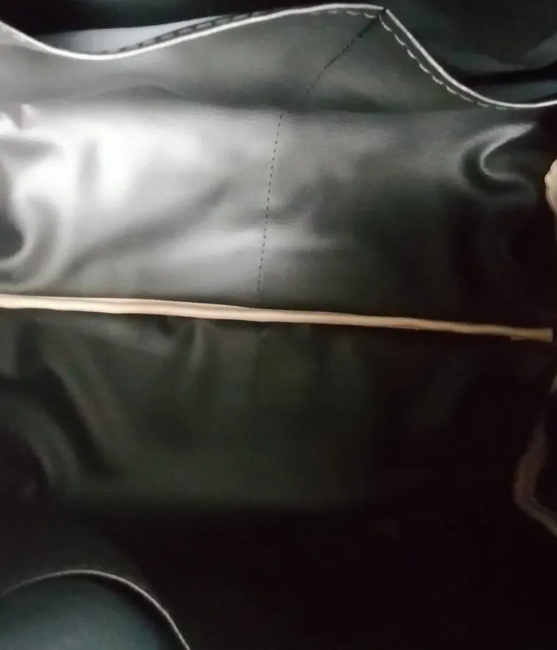 Bauletto Multifunzione - Gommato nero con zip retro