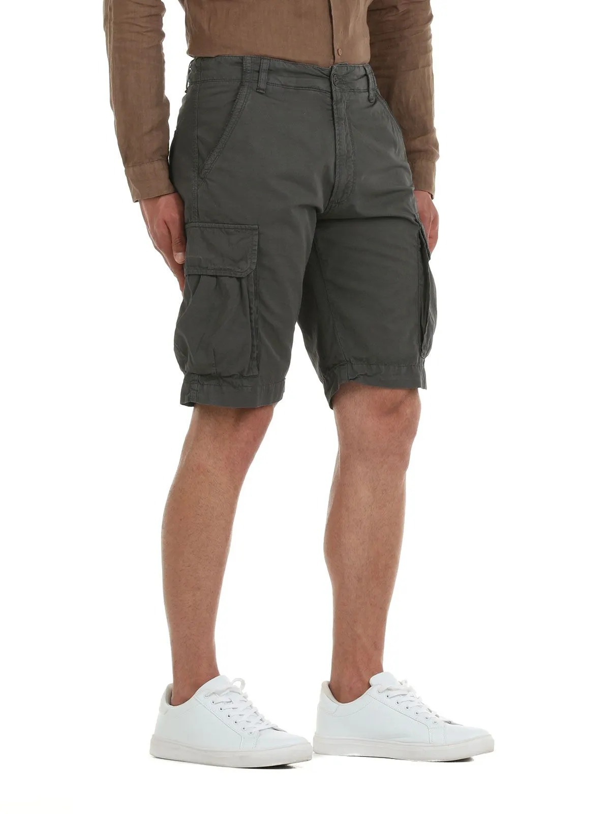 BERMUDA GRIGIO CON MAXI TASCONI