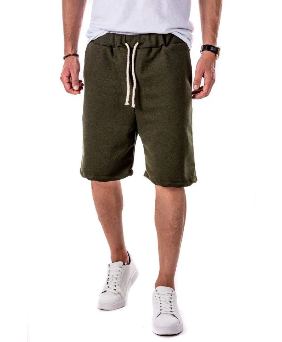Bermuda uomo, slim - Colore verde con laccio