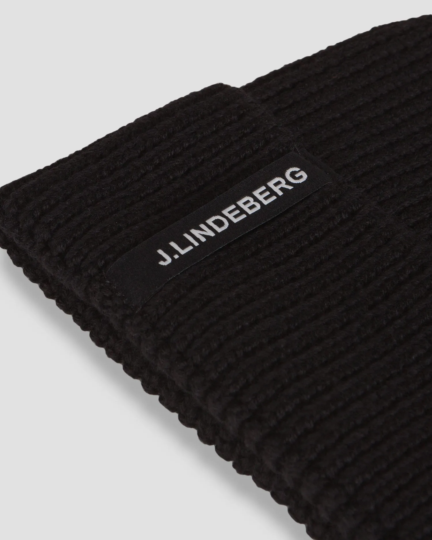 Berretto nero in lana da uomo J.Lindeberg Juan FMAC08769-9999