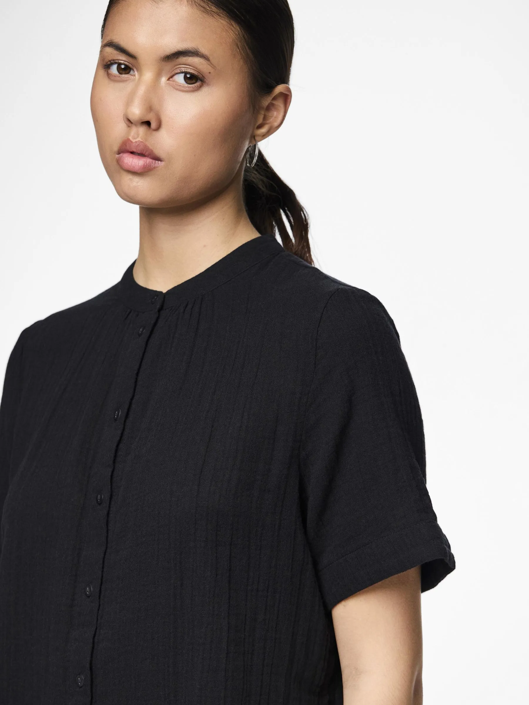 CAMICIA A MANICHE CORTE
