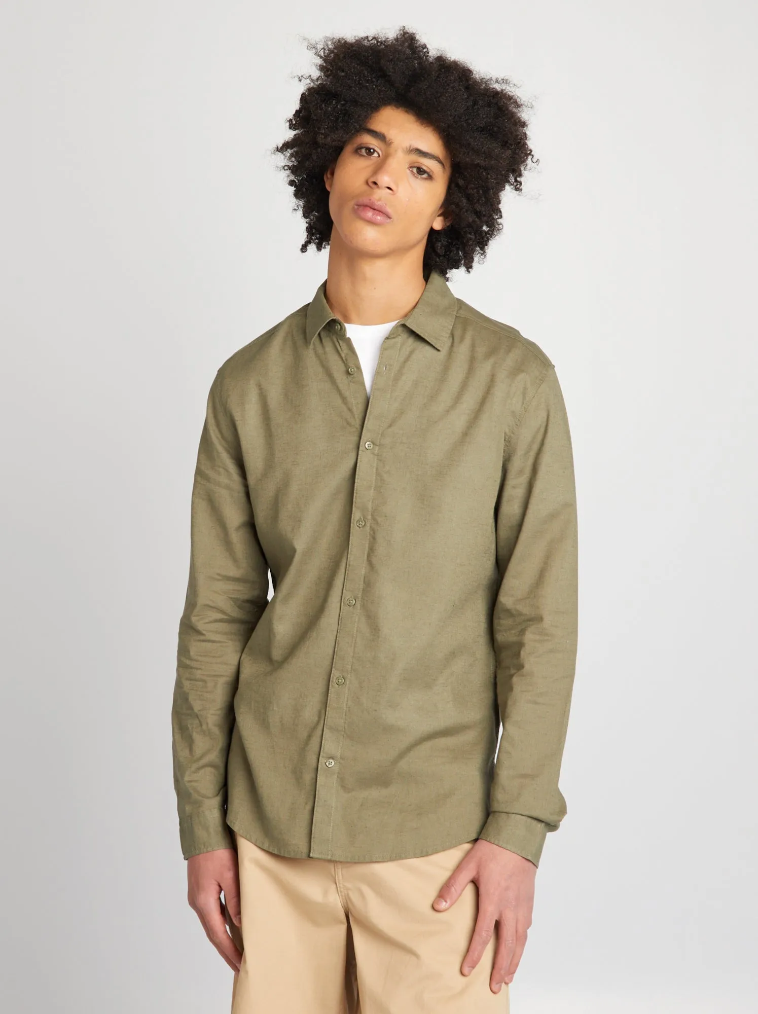 Camicia tinta unita in lino - VERDE