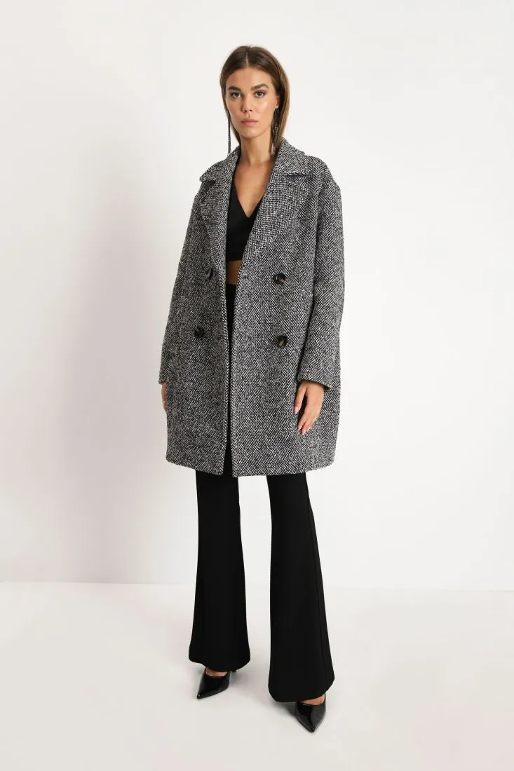 Cappotto doppiopetto midi con rever classici