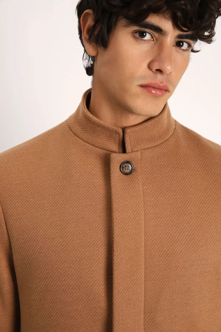 Capputto lungo monocolour con abbottonatura
