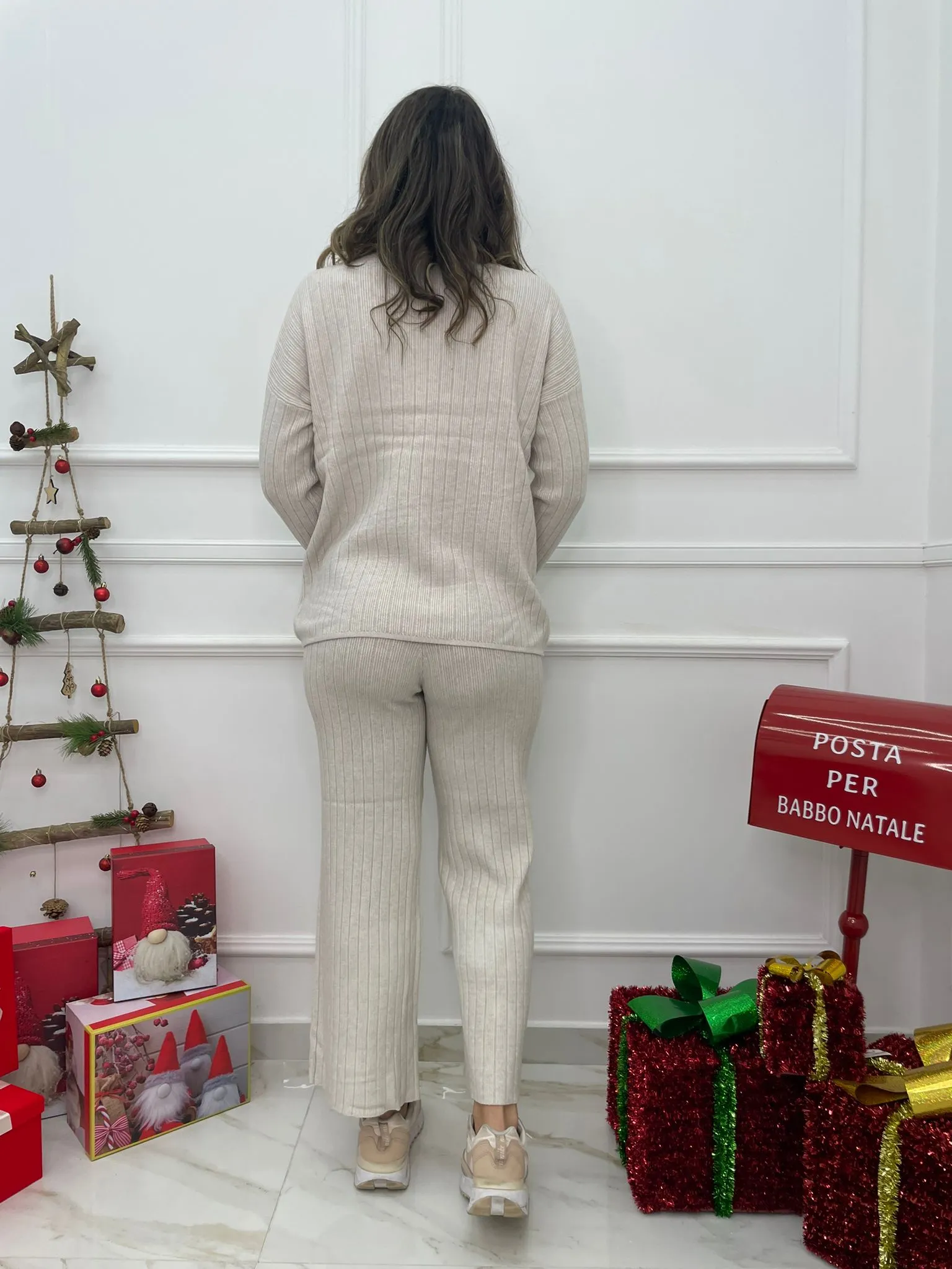 Coordinato 2 pezzi a coste con maglione collo alto