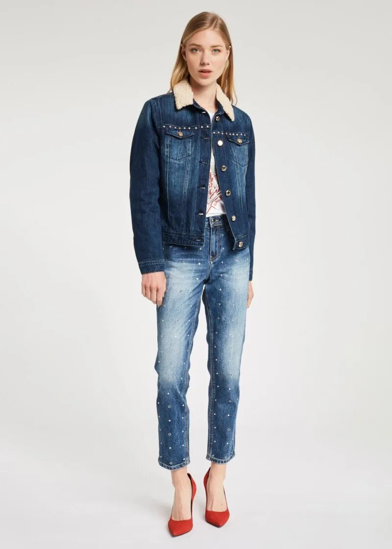 Giubbotto in denim con borchie
