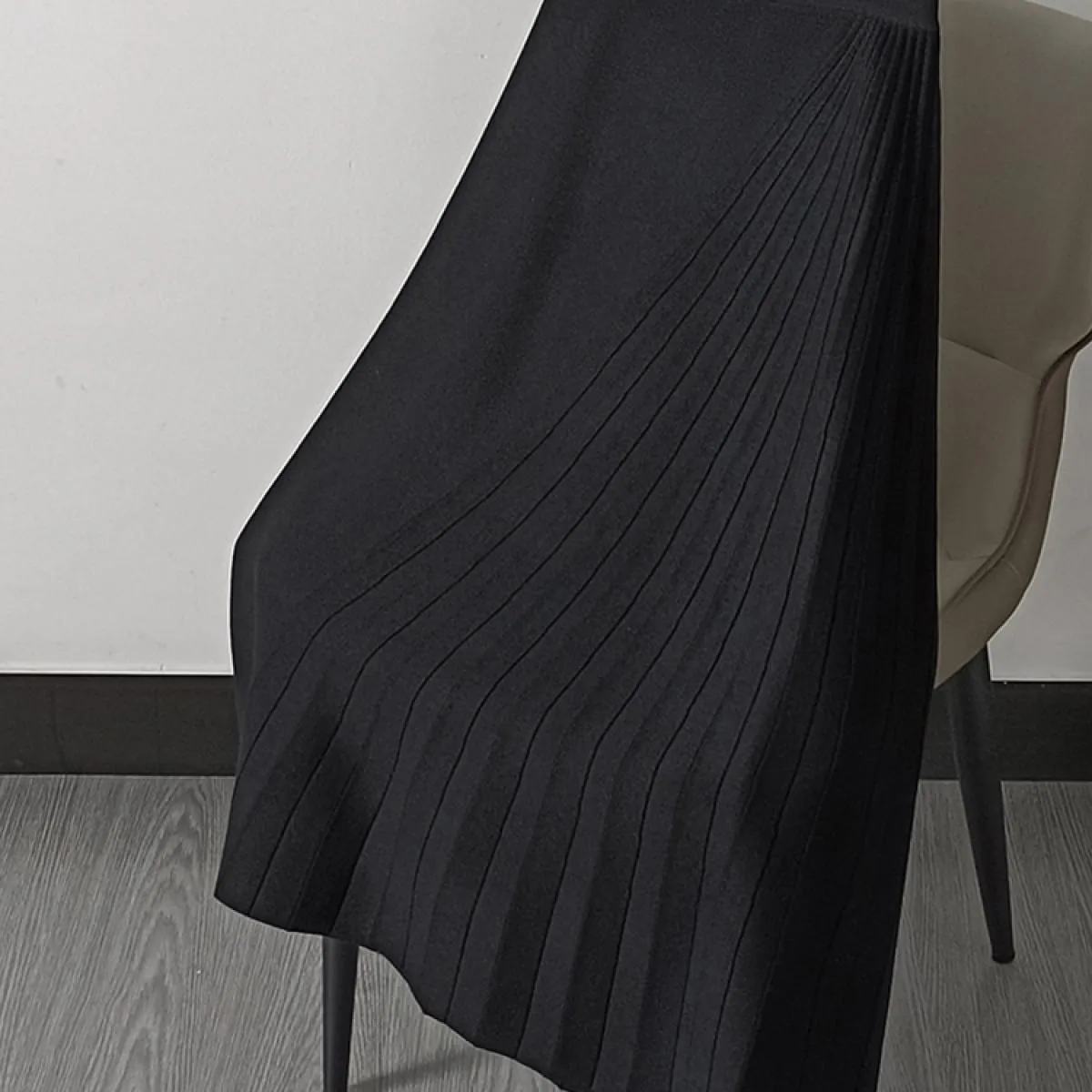 Gonna asimmetrica nera Gonna invernale invernale Gonne lunghe in lana dal design elastico da donna