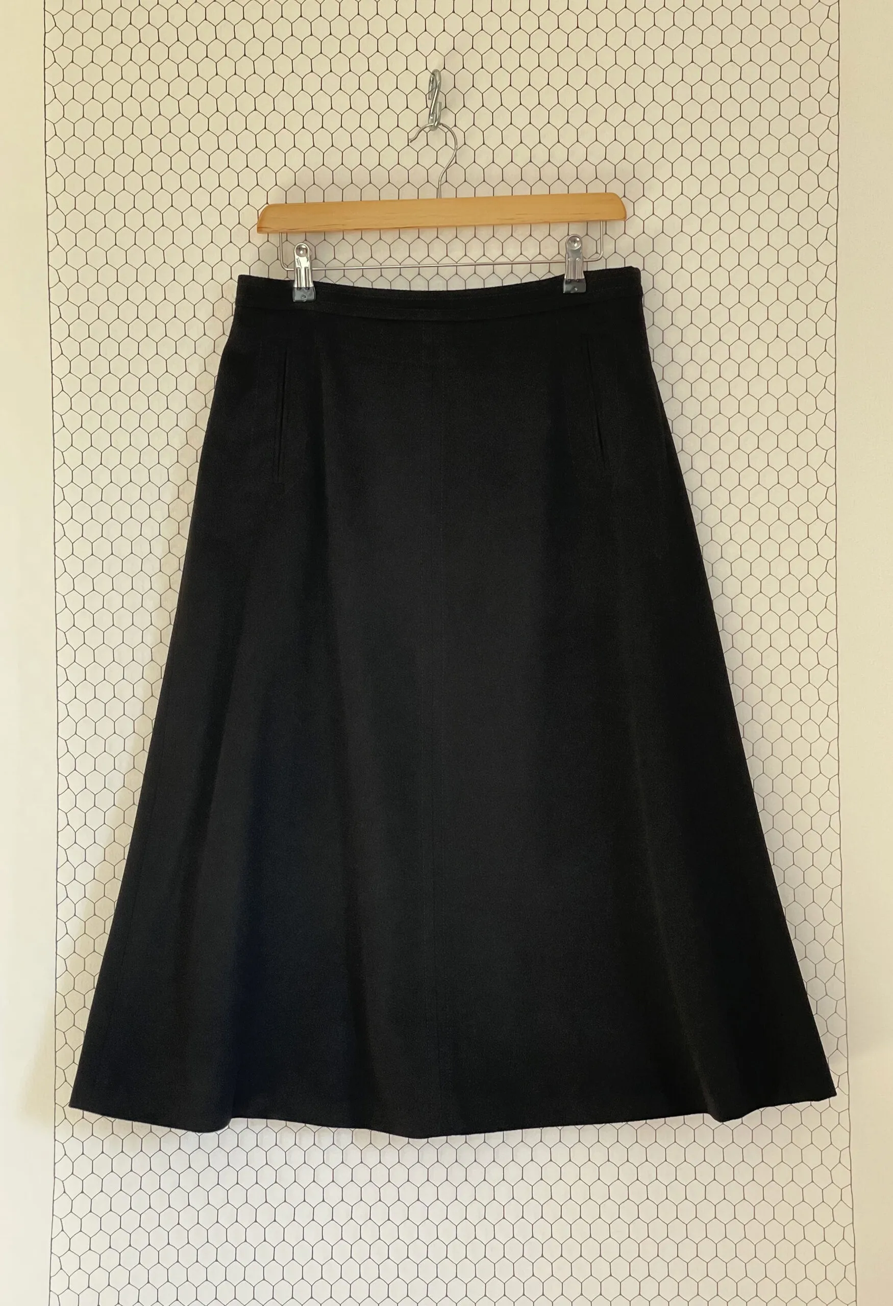 Gonna svasata in pura lana nera MaxMara vintage
