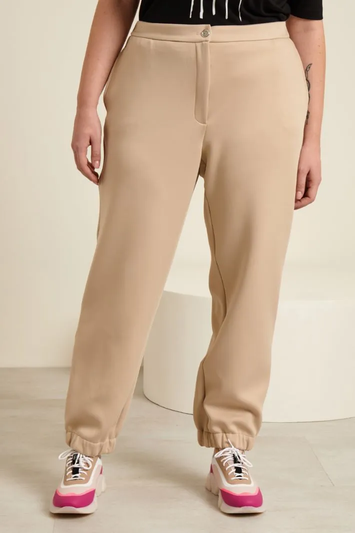Jogger in jersey tecnico