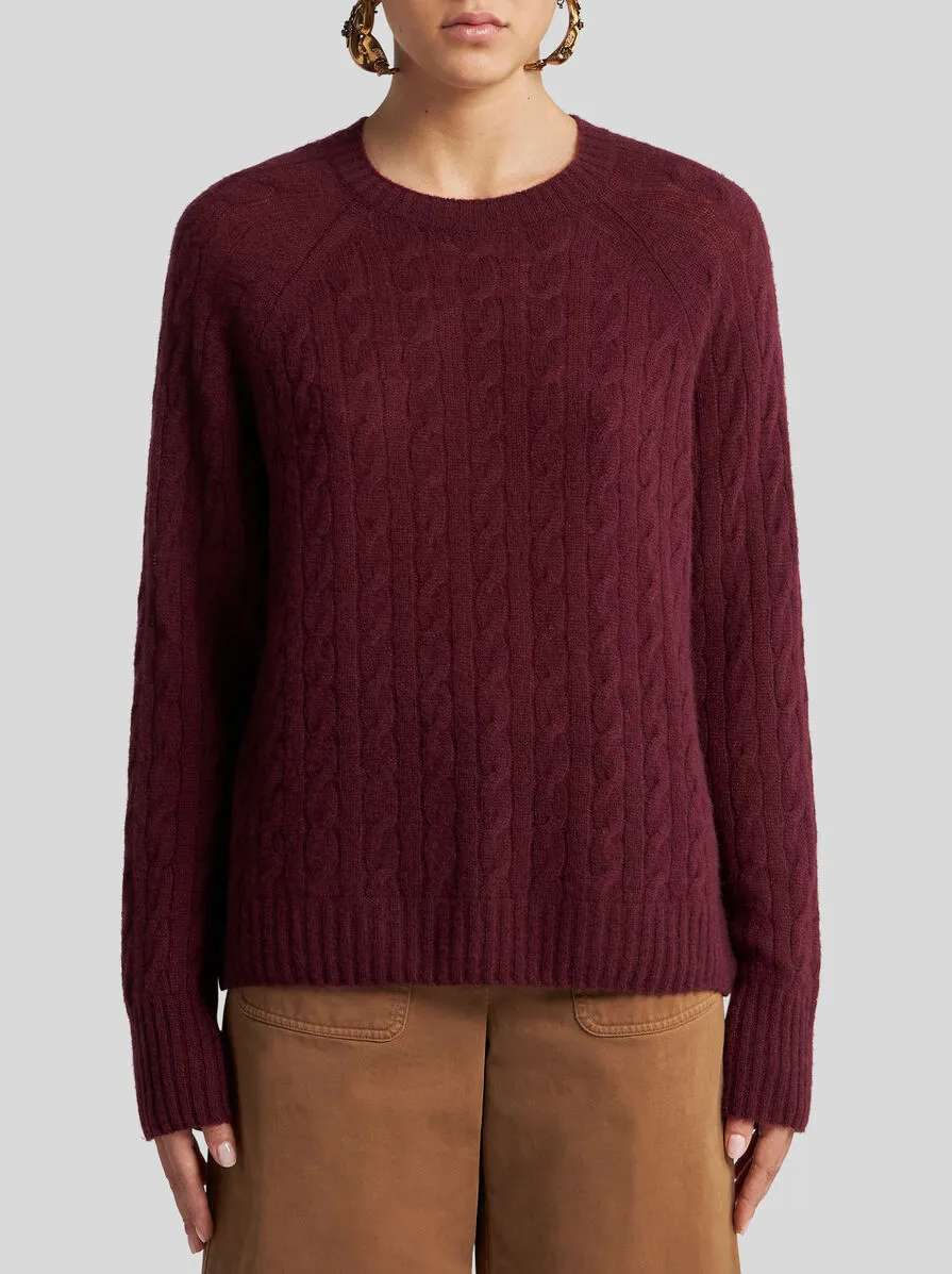 MAGLIA IN CASHMERE A TRECCE