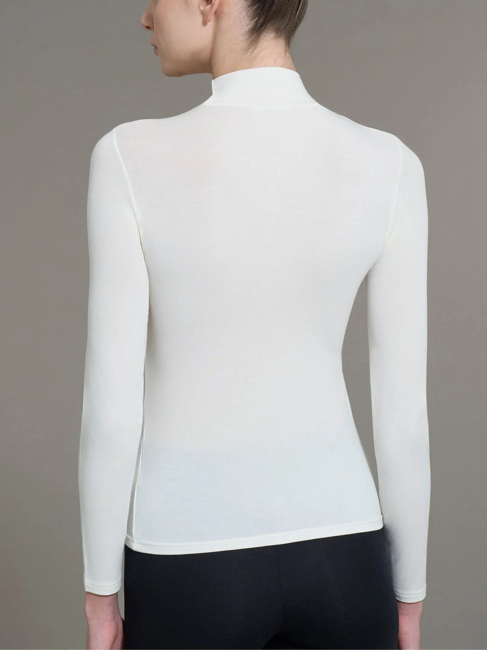 Maglietta con collo lupetto in filato Tenderwool - Casha