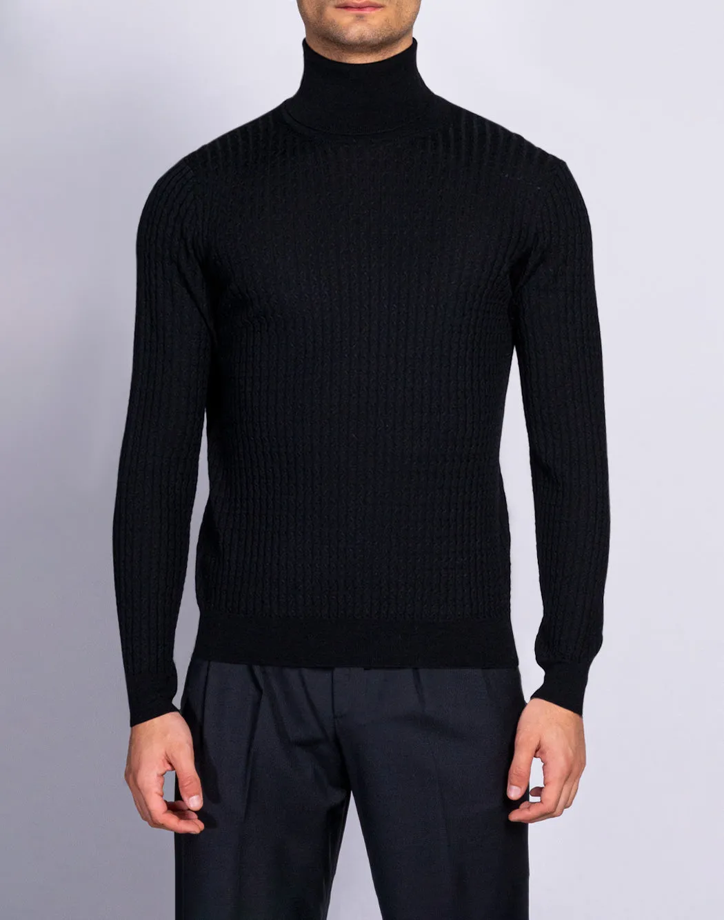 MAGLIONE COLLO ALTO CON TEXTURE