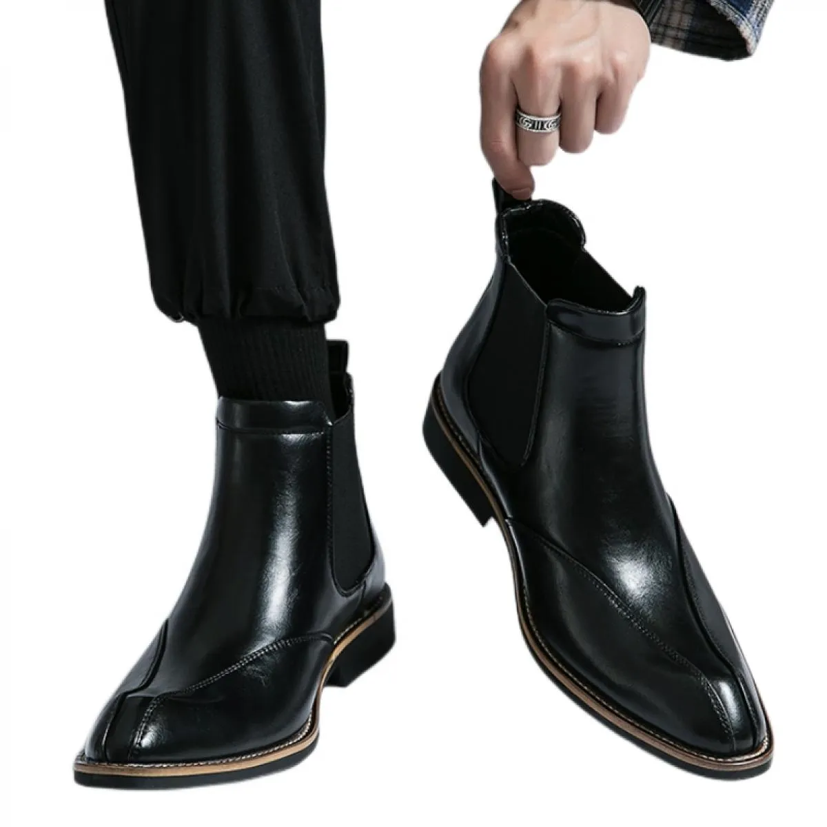 Nuovi stivali Chelsea da uomo neri Stivali fatti a mano formali alla moda Scarpe da lavoro con punta quadrata Stivali da uomo co