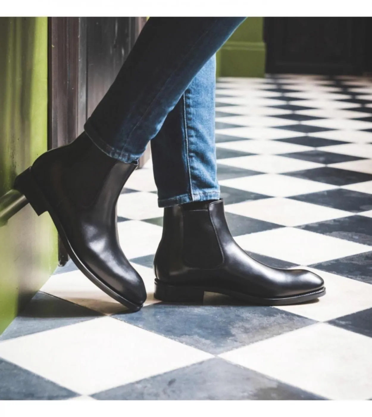 Nuovi stivali Chelsea neri in vera pelle per uomo punta quadrata slip on stivali corti da uomo fatti a mano brow in pelle crosta