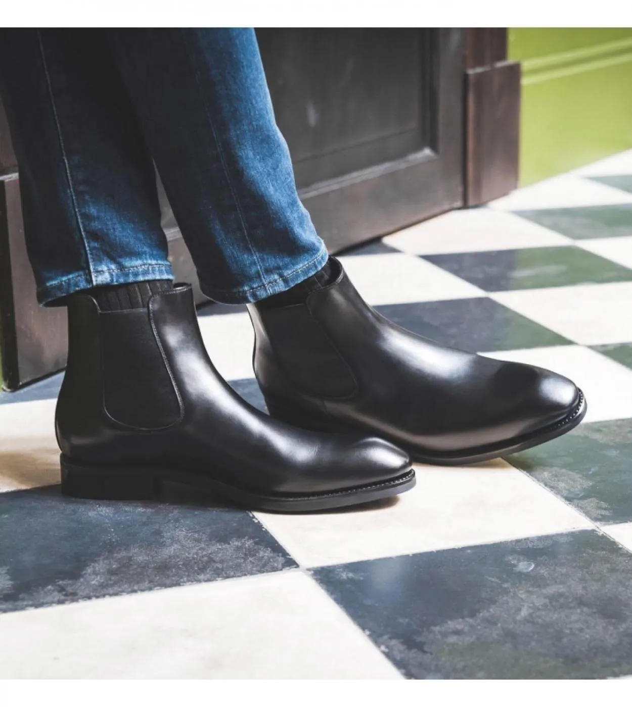 Nuovi stivali Chelsea neri in vera pelle per uomo punta quadrata slip on stivali corti da uomo fatti a mano brow in pelle crosta