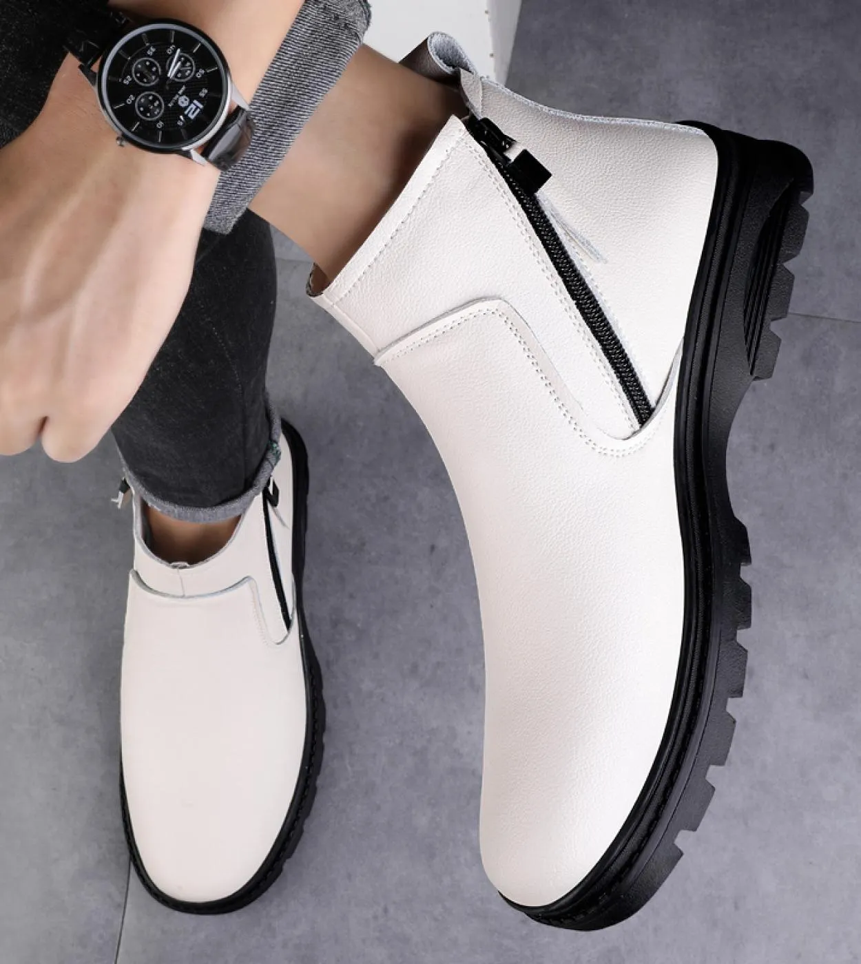 Nuovi stivali invernali da uomo in vera pelle Stivali vintage da uomo casual Scarpe da neve da uomo comode Stivali da moto caldi