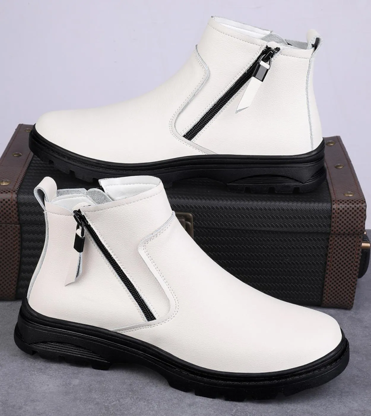 Nuovi stivali invernali da uomo in vera pelle Stivali vintage da uomo casual Scarpe da neve da uomo comode Stivali da moto caldi