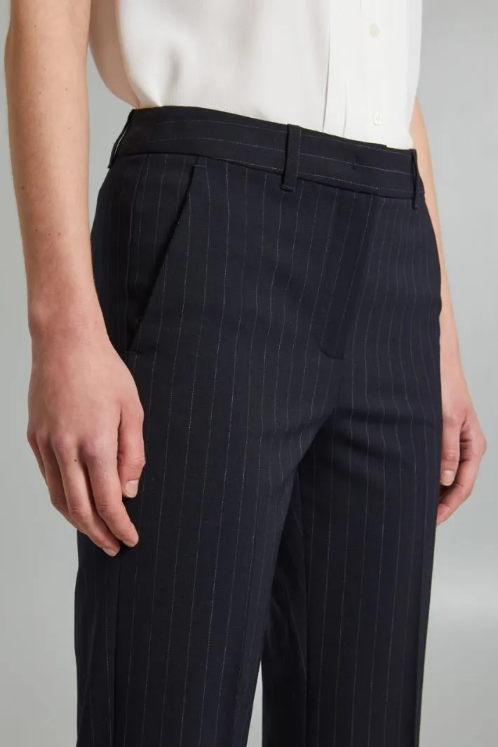Pantaloni a palazzo in saglia