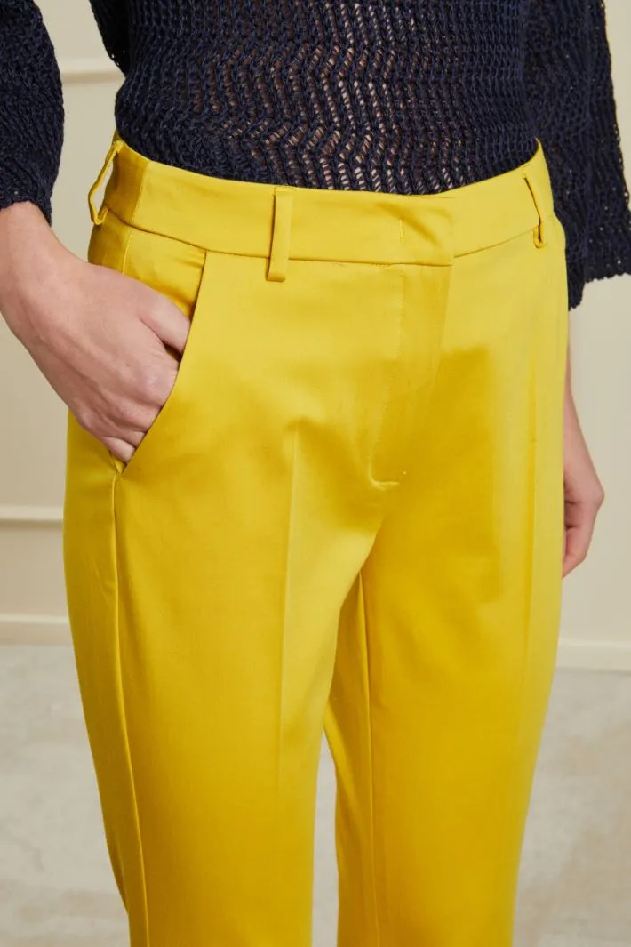 Pantaloni a sigaretta