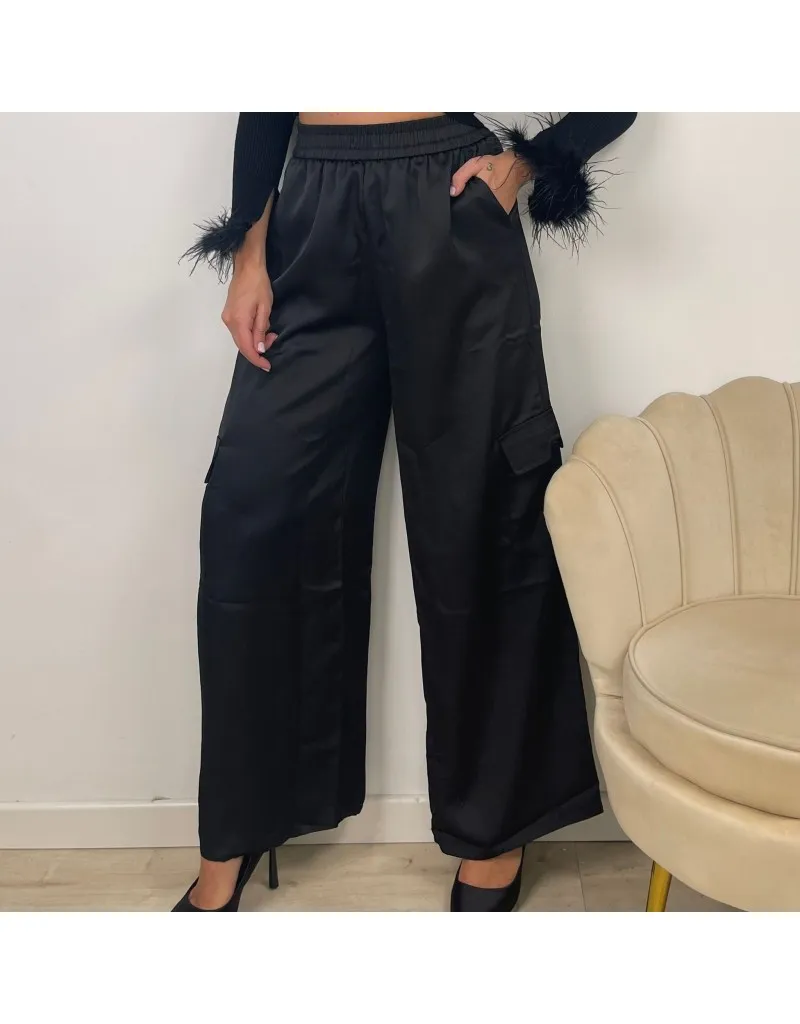 PANTALONI CARGO SATIN NERI