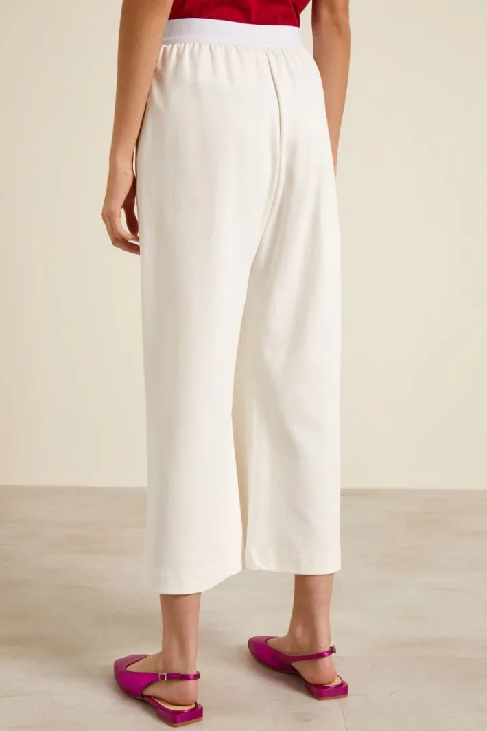 Pantaloni con elastico in vita