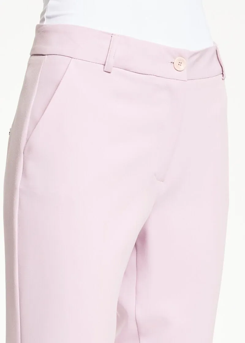 Pantaloni con piega stirata