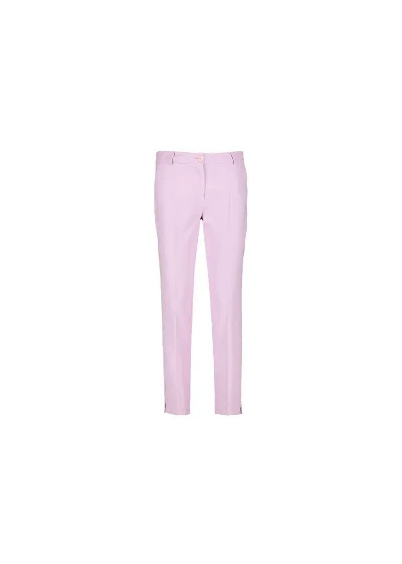 Pantaloni con piega stirata