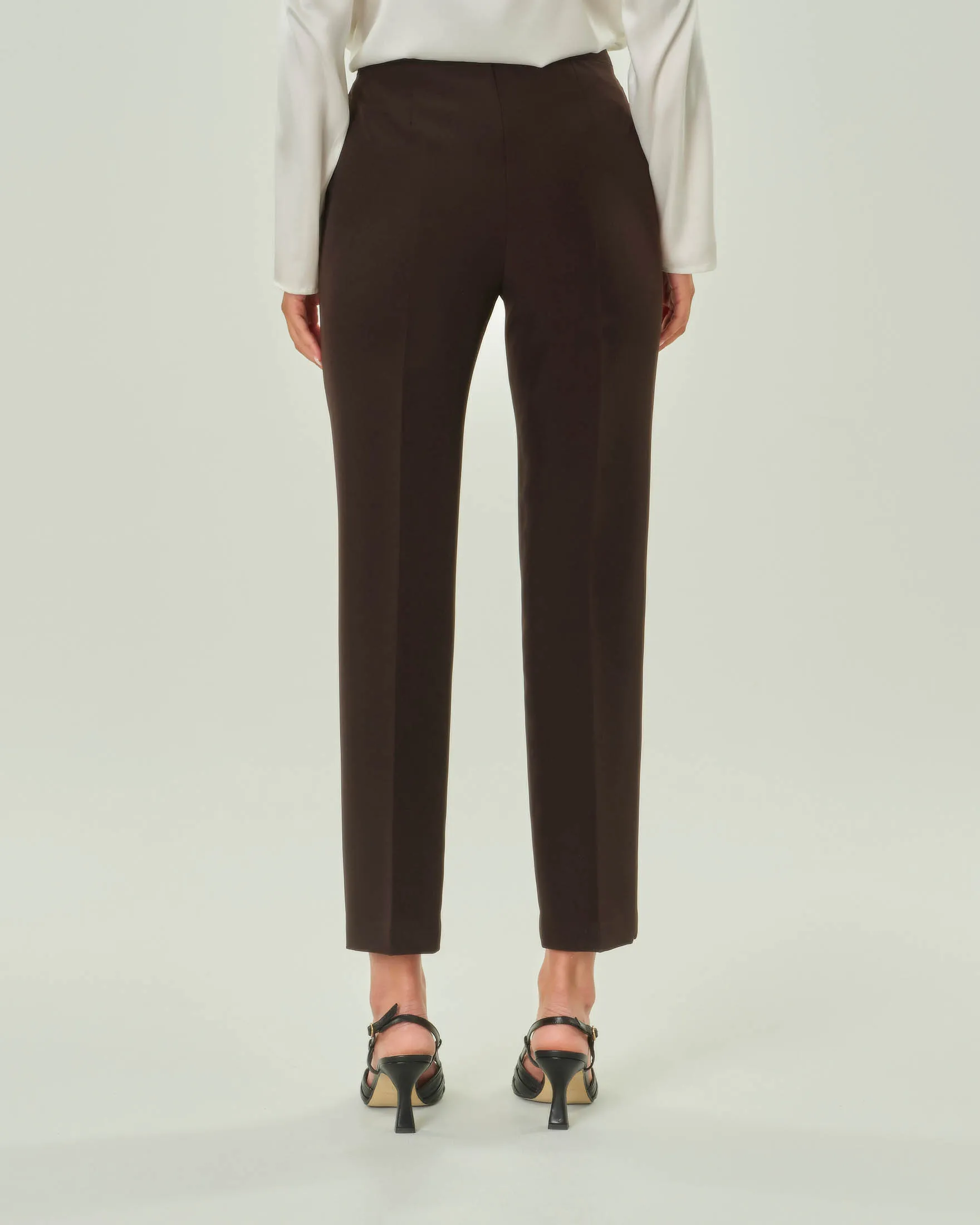 Pantaloni slim neri in tessuto stretch con tasche americane