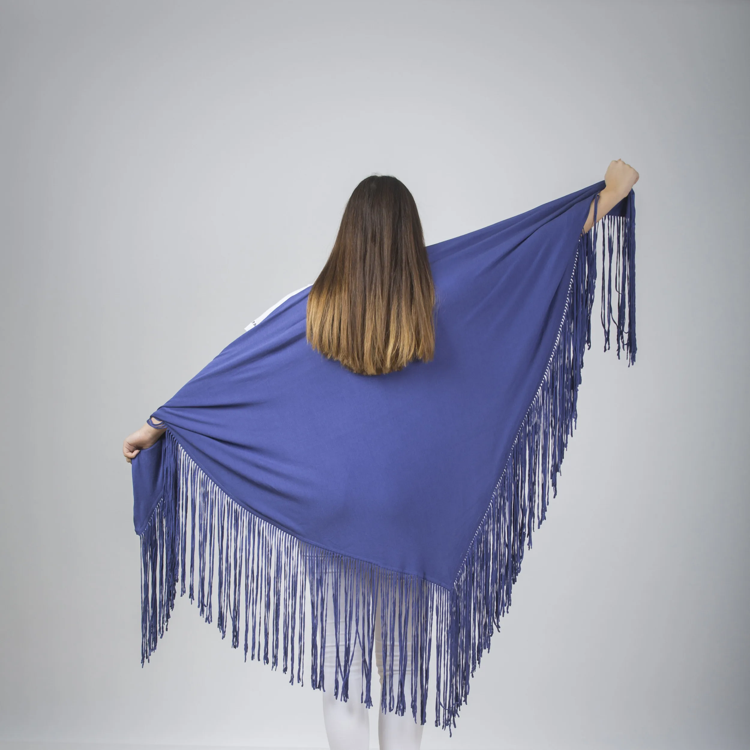 Poncho con frange 100 % seta