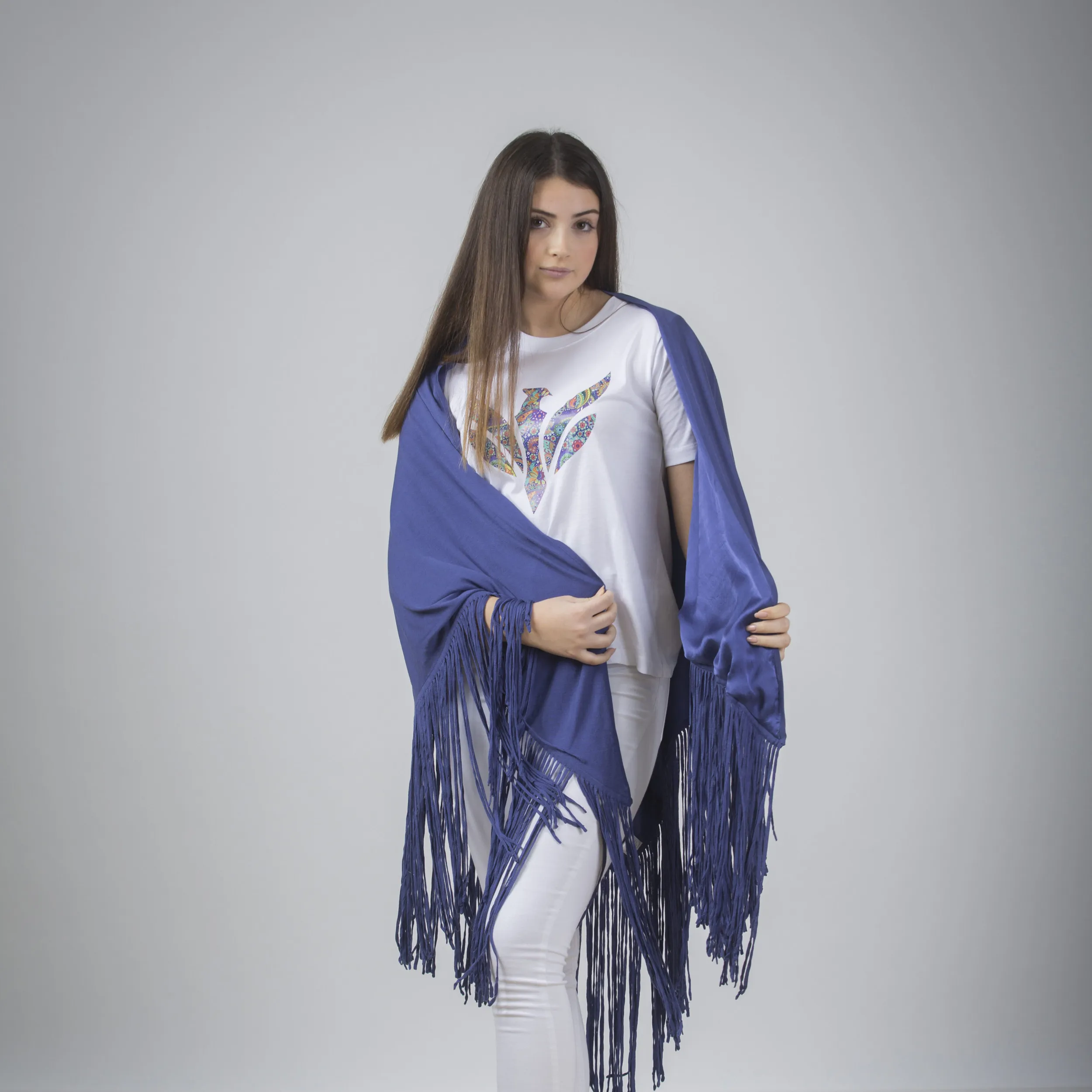 Poncho con frange in seta e cotone
