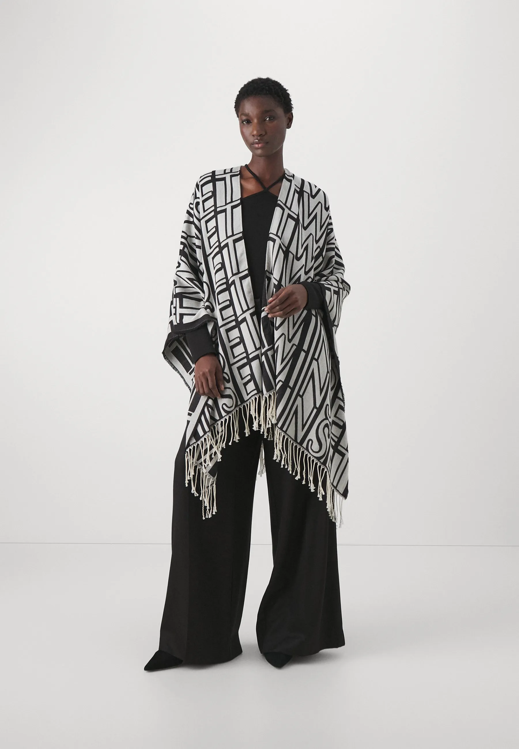 PONCHO - Mantella