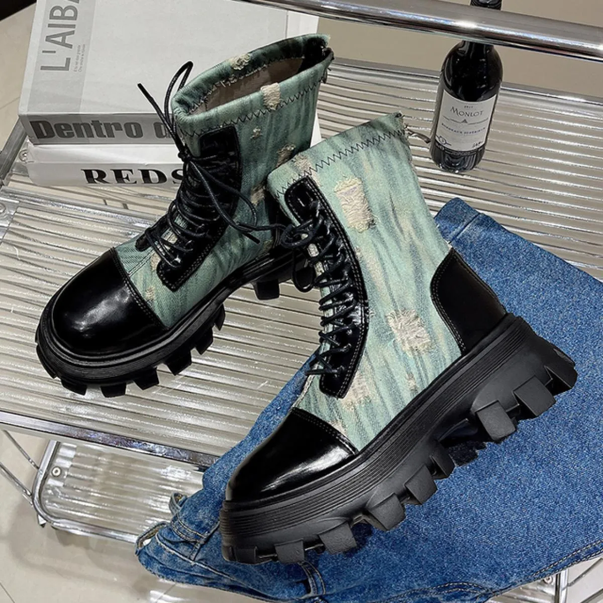 Scarpe con plateau da donna stivali Chelsea con tacco medio inverno 2023 stivali da moto moda nuova tendenza Goth Casual Lace Up