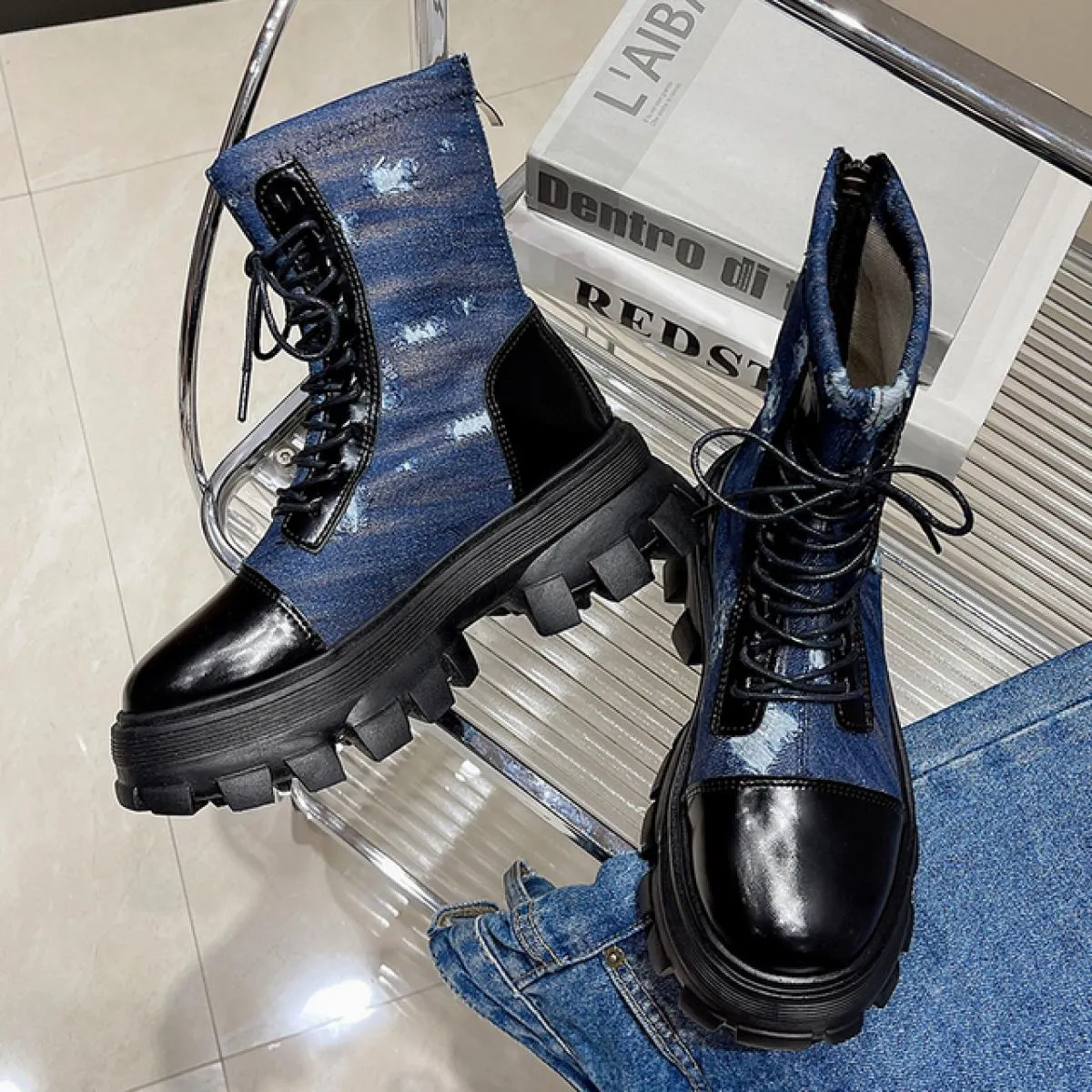 Scarpe con plateau da donna stivali Chelsea con tacco medio inverno 2023 stivali da moto moda nuova tendenza Goth Casual Lace Up
