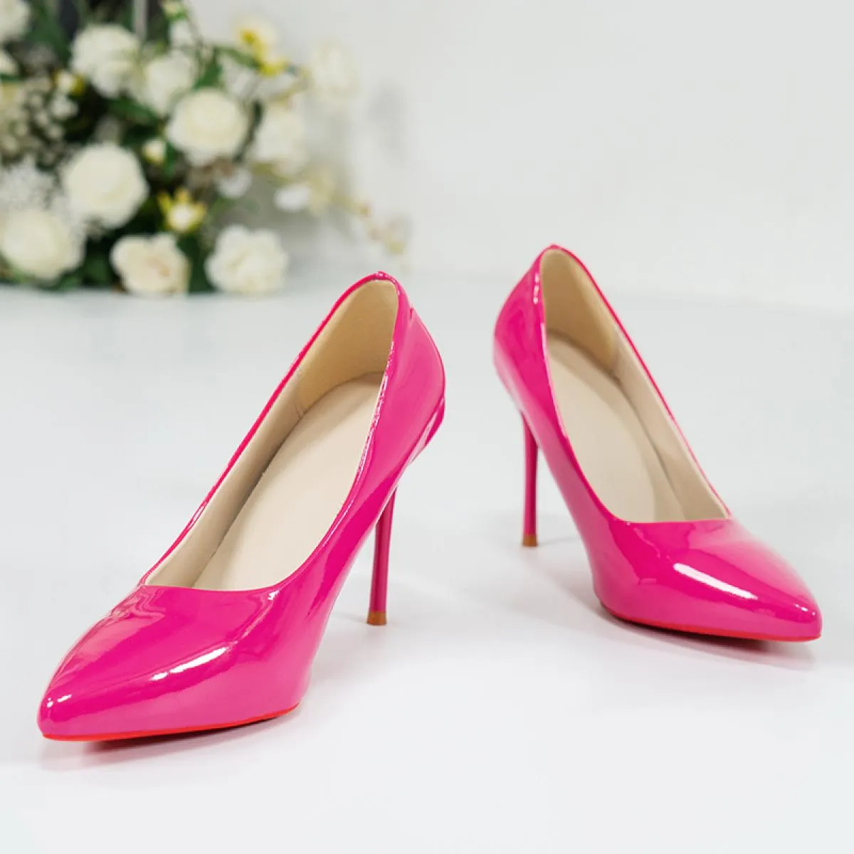 Scarpe da donna Décolleté a punta Abito in pelle verniciata Scarpe con tacco alto Scarpe con tacco da sposa Zapatos Mujer Décoll