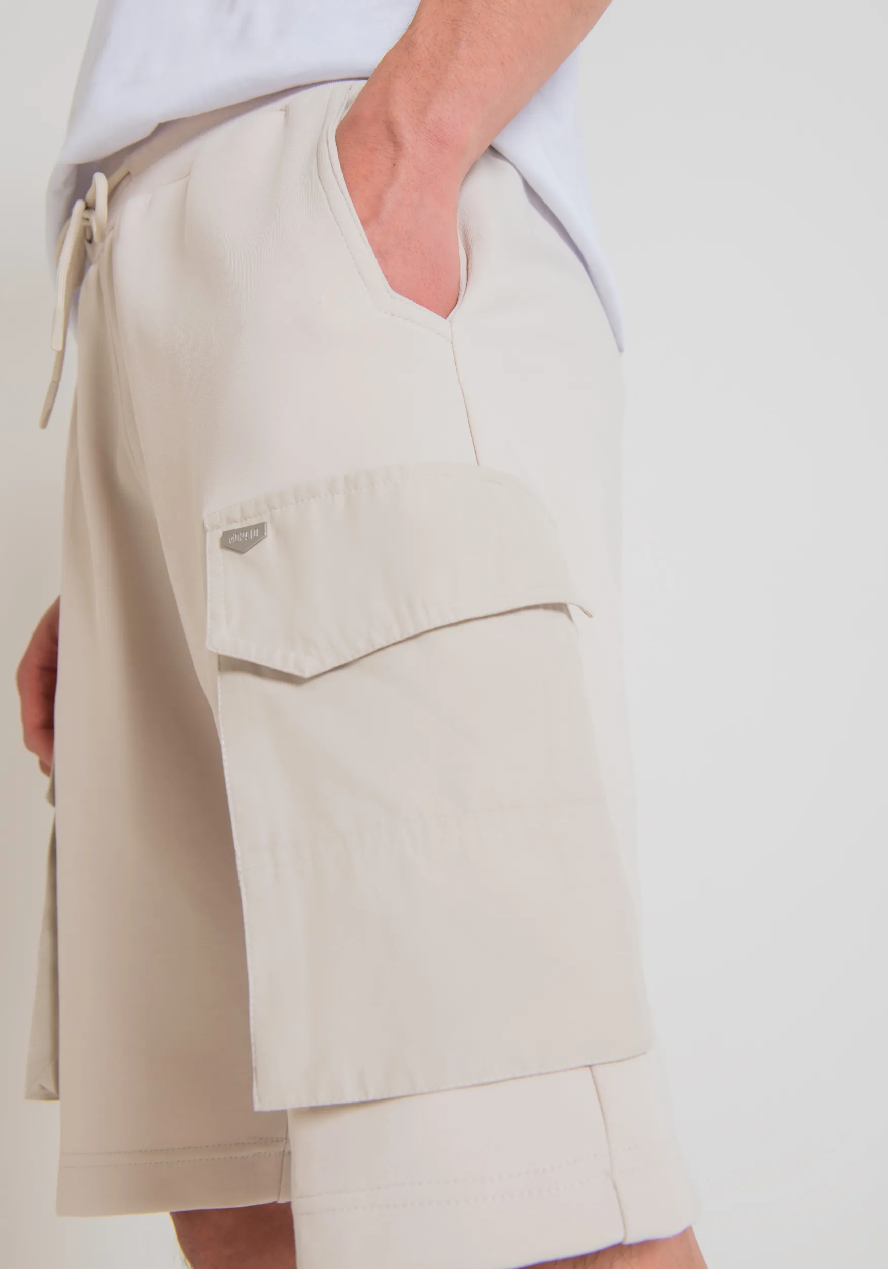 SHORTS REGULAR FIT IN FELPA MISTO COTONE CON TASCONI LATERALI