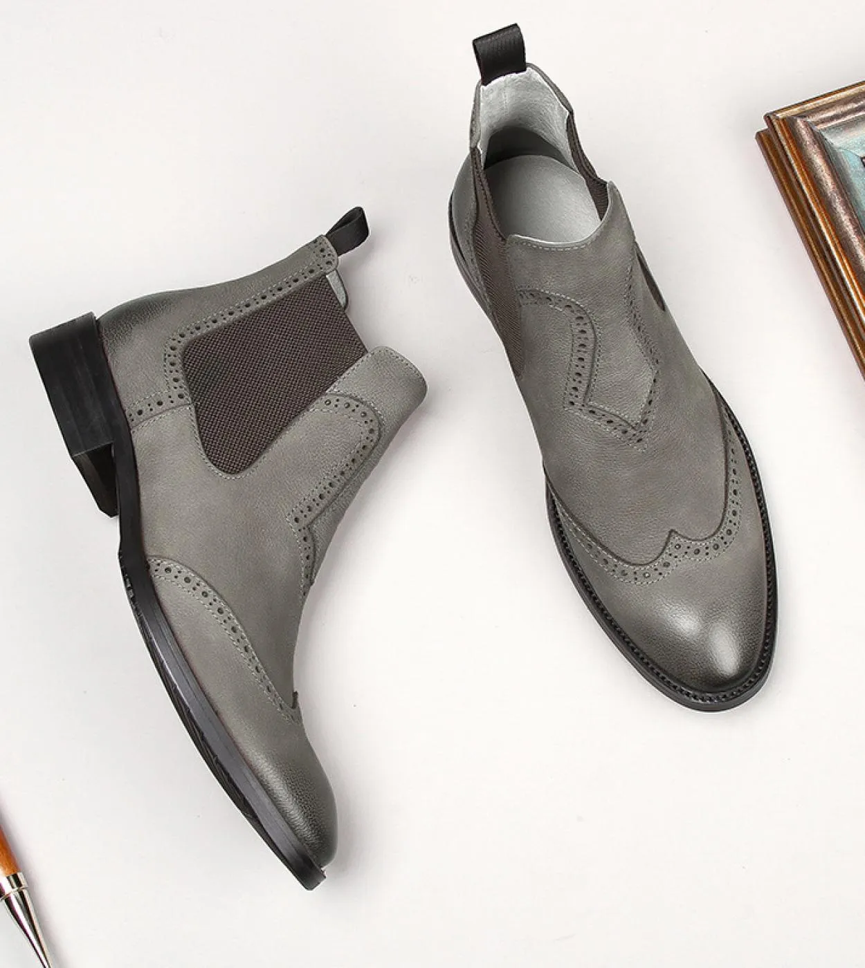 Stivale da sposa Chelsea in pelle da uomo Scarpe in pelle grigia Scarpe da uomo Stivali da uomo Stivali da uomo grigi