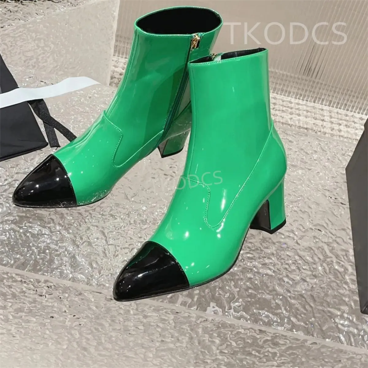 Stivali Chelsea con punta tonda e tacco alto di marca, da donna, in vera pelle verniciata, alla caviglia, Botas, da donna, con c