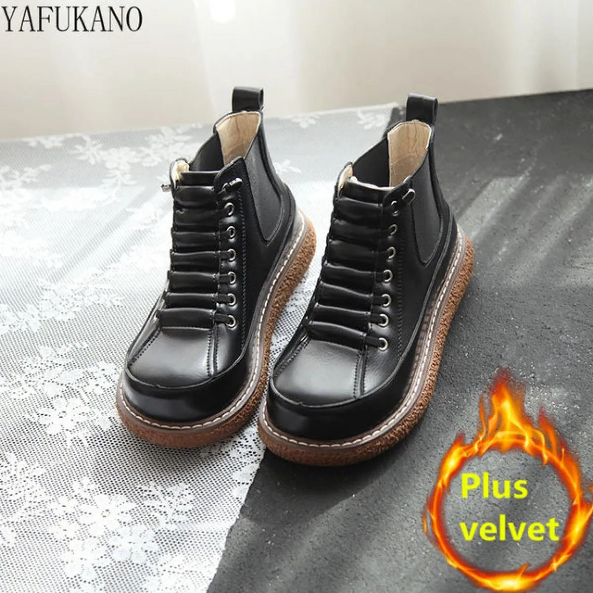 Stivali Chelsea con suola spessa Stivali corti con fascia elastica retrò College Wind Mori Plus Scarpe da bambola alte con testa