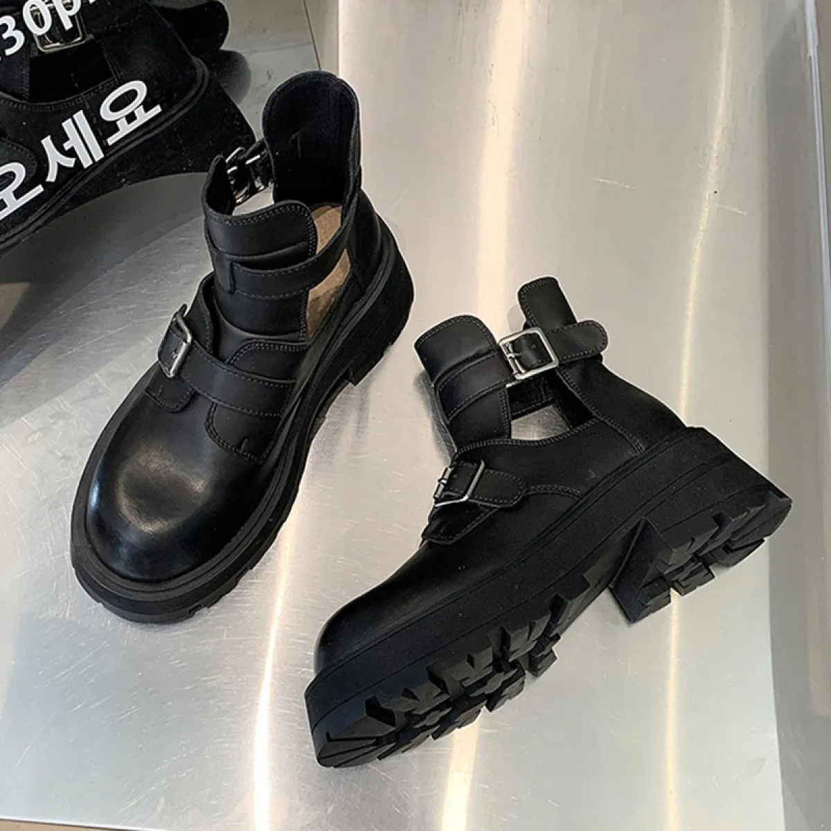 Stivali Chelsea da donna con plateau estivo alla caviglia Scarpe con tacco medio 2023 Stivali da moto casual Fad New Trend Goth