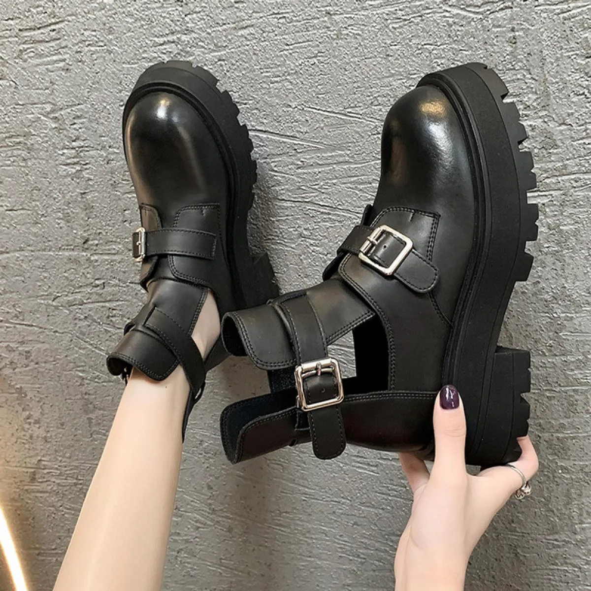 Stivali Chelsea da donna con plateau estivo alla caviglia Scarpe con tacco medio 2023 Stivali da moto casual Fad New Trend Goth