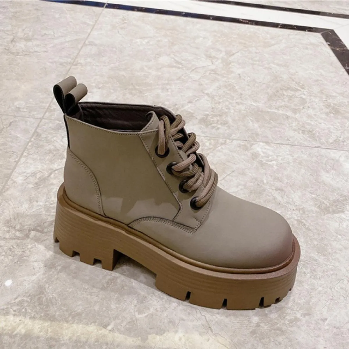Stivali Chelsea da donna Scarpe con tacco medio Punk Inverno 2023 Nuova tendenza Moda Stivali da moto robusti Lace Up Casual Cha
