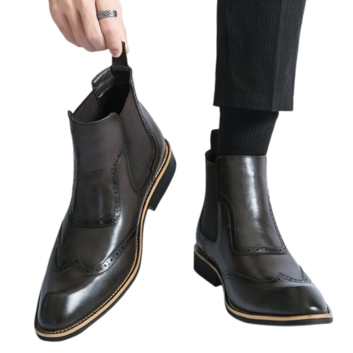 Stivali Chelsea da uomo nuovi Stivali formali fatti a mano con punta quadrata Scarpe da lavoro Stivali da uomo con spedizione gr
