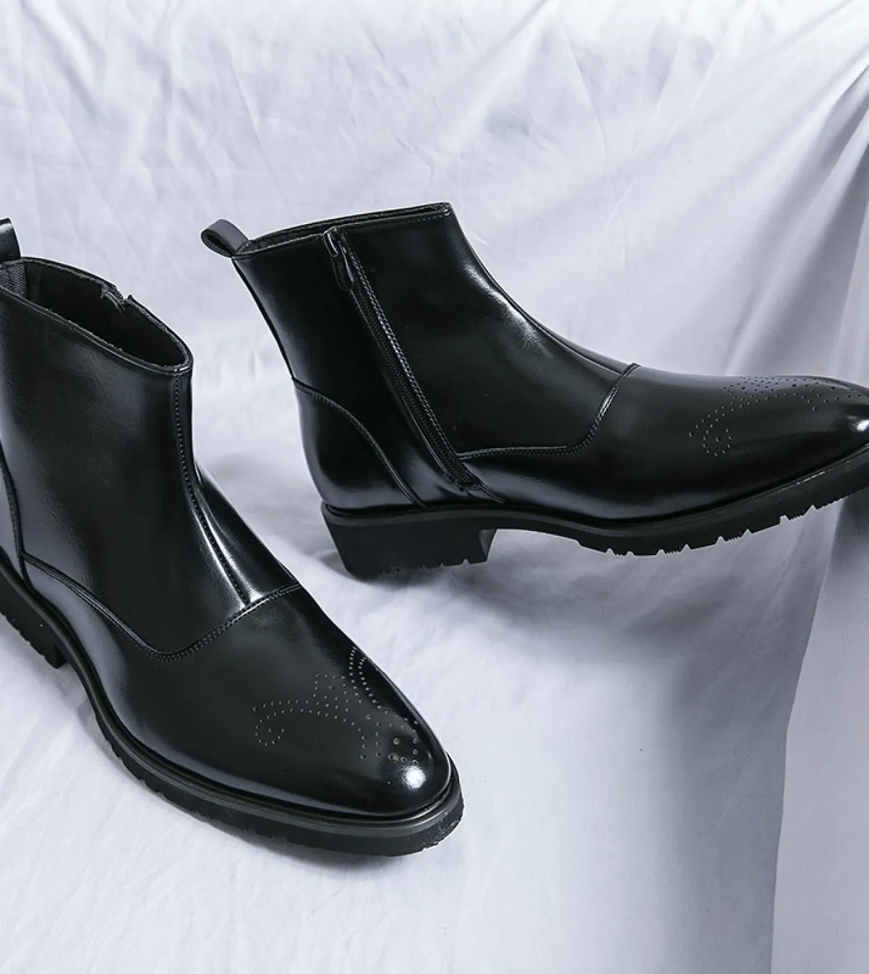 Stivali Chelsea eleganti invernali Scarpe da uomo Slip On Dress Stivali da cowboy da uomo formali Uomini a punta Beni di lusso D