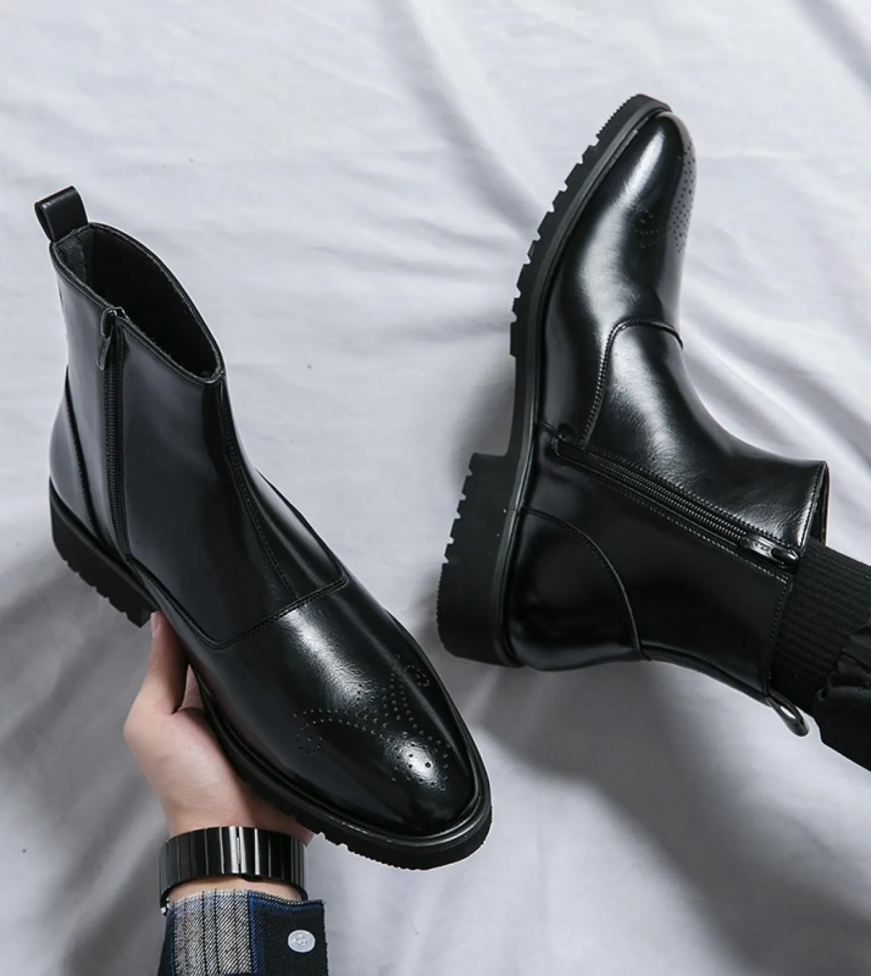Stivali Chelsea eleganti invernali Scarpe da uomo Slip On Dress Stivali da cowboy da uomo formali Uomini a punta Beni di lusso D